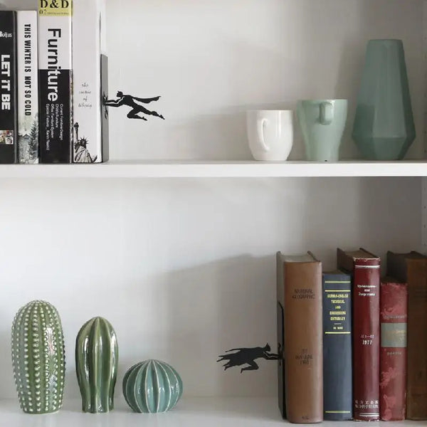 Superhero bookends
